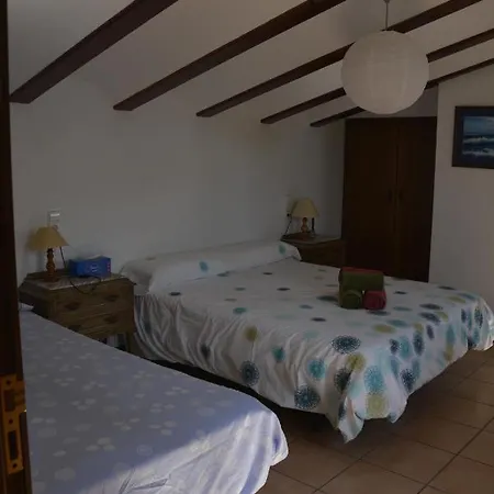 El Pino B & B, Chera Валенсия