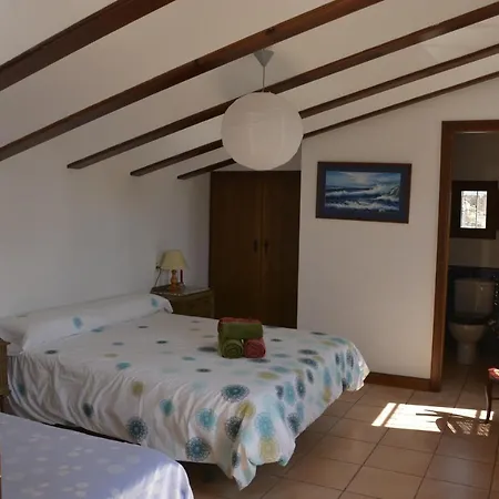 El Pino B & B, Chera