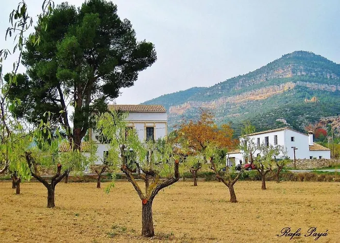 El Pino B & B, Chera Валенсия