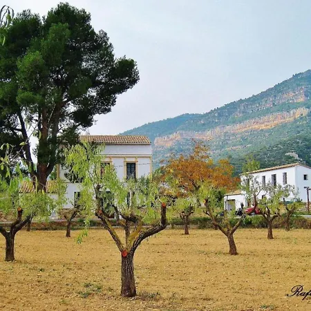 El Pino B & B, Chera فالنسيا