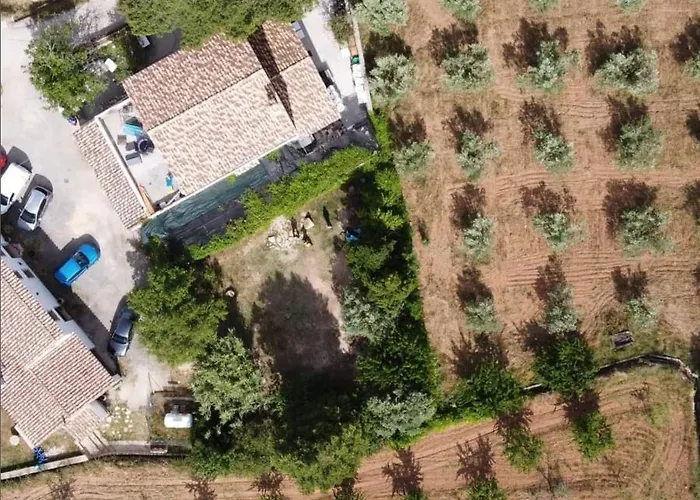 El Pino B & B, Chera Valência