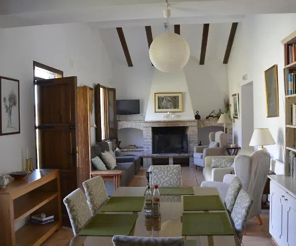 Casa de Férias El Pino B & B, Chera *